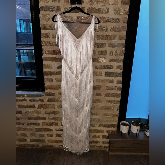 White fringe wedding dress- never worn - Picture 6 of 8